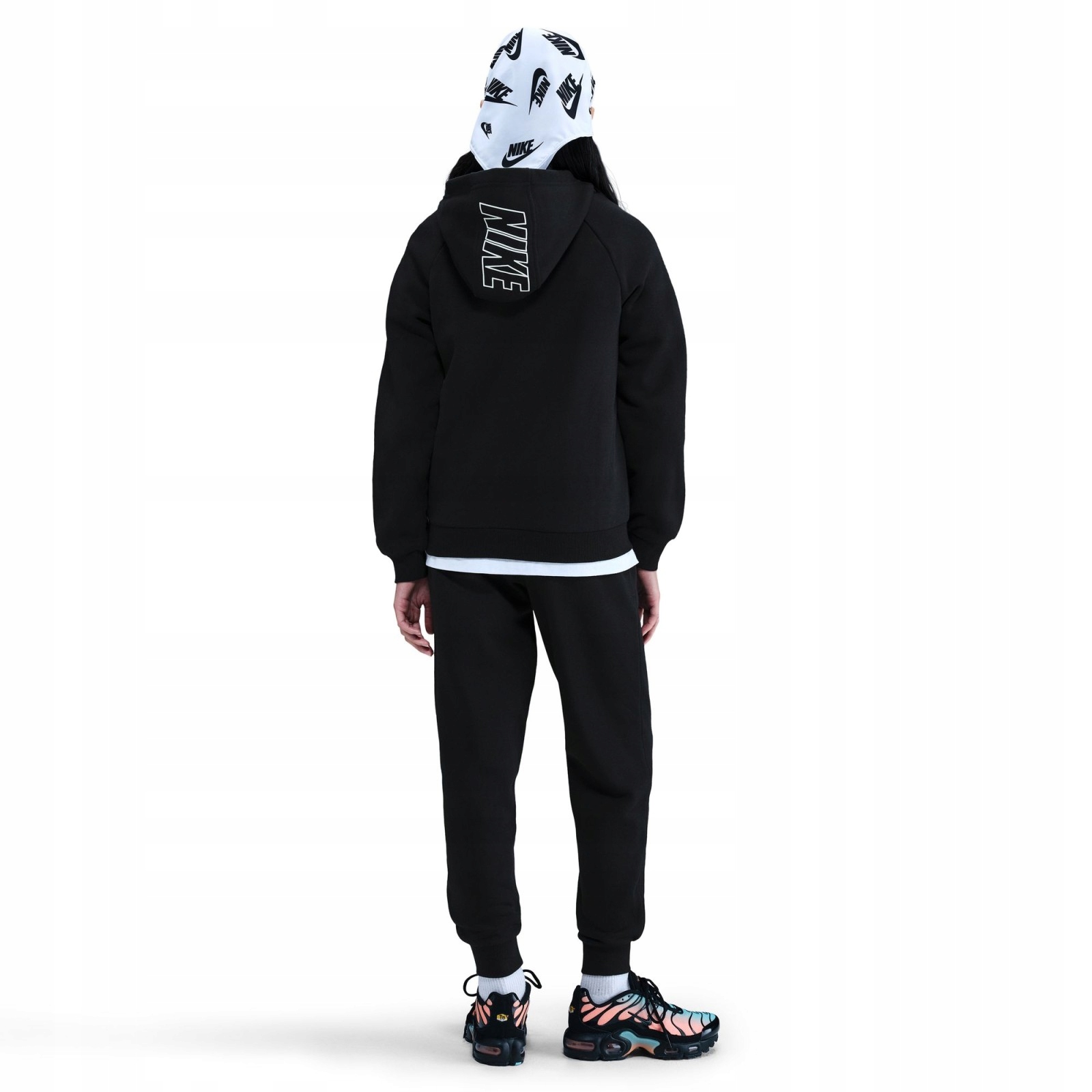Dres dla dzieci Nike Sportswear Club Fleece – Komfort i styl na co dzień