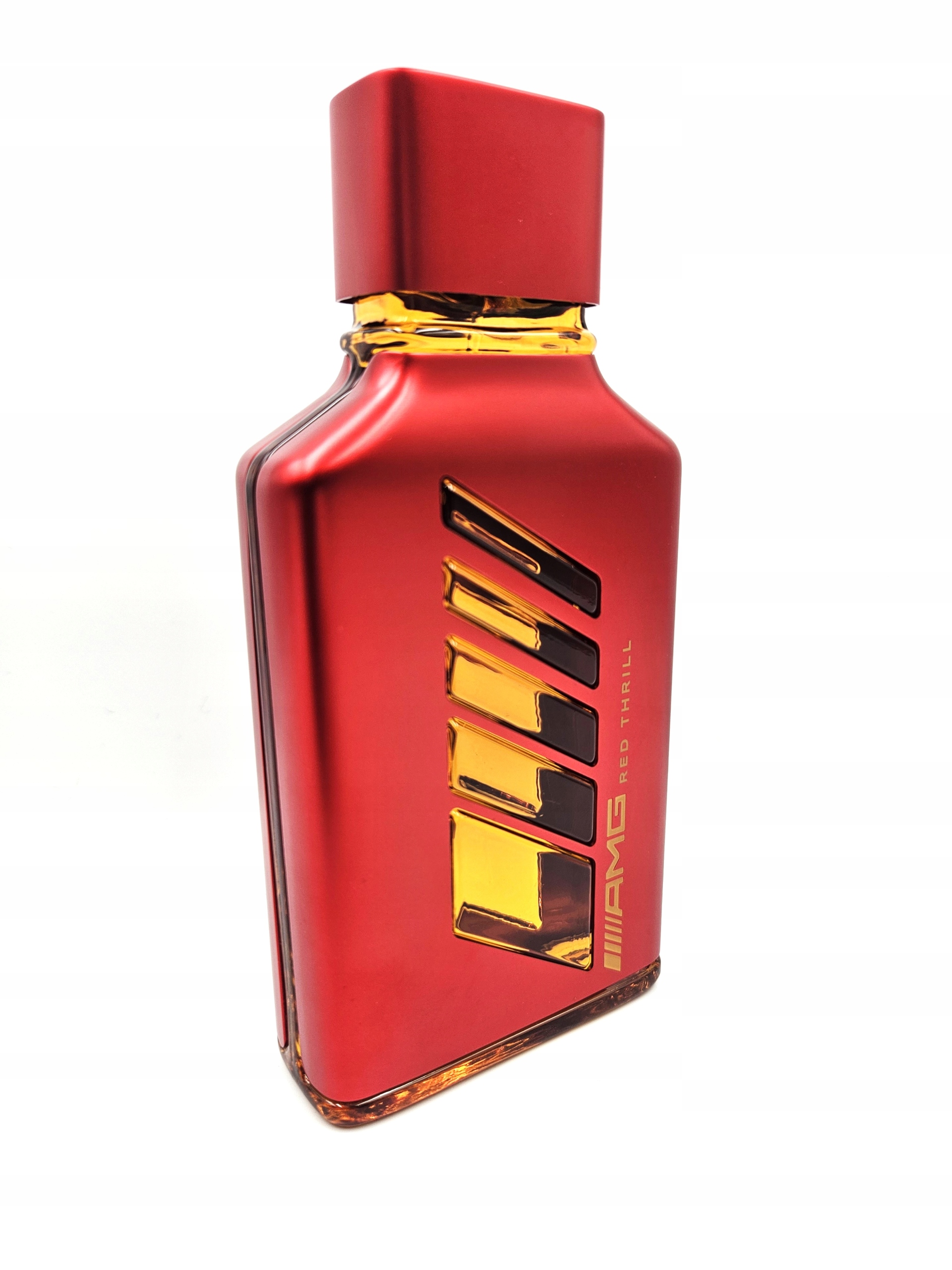 Namiętne uzależnienie od zapachu AMG Red Thrill