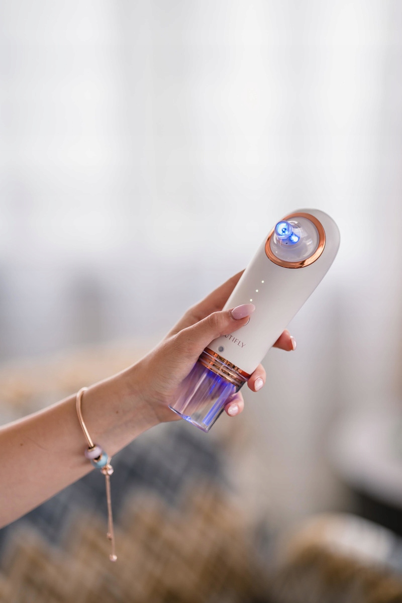 Niebieskie światło antybakteryjne – Ochrona i regeneracja skóry