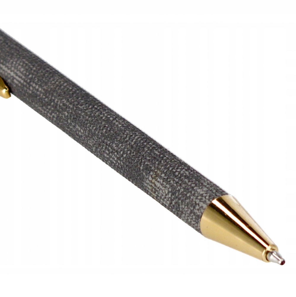 Trwały mechanizm automatyczny i grubość pisania 0,7 mm