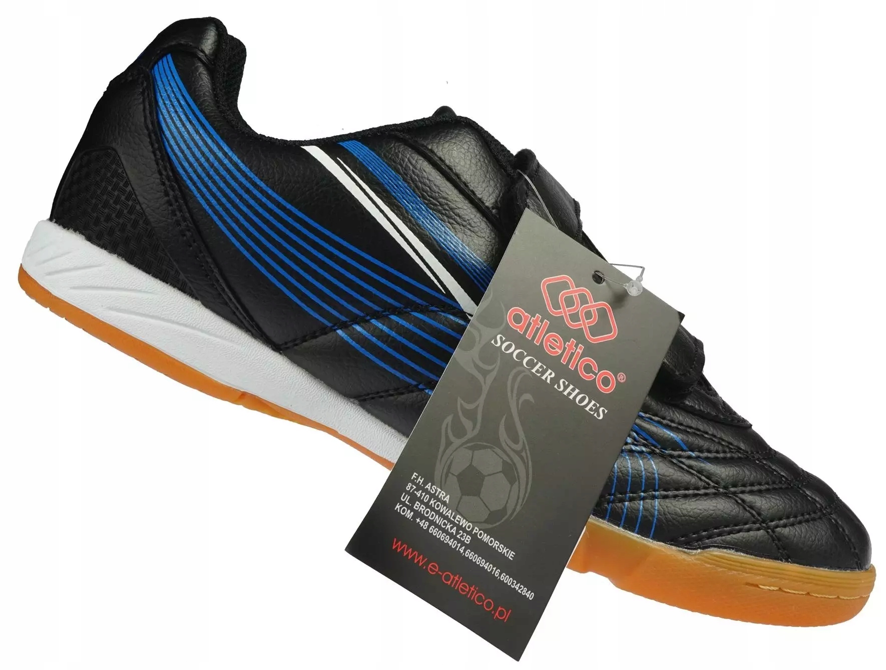 Klasyczny design z ciekawymi przeszyciami