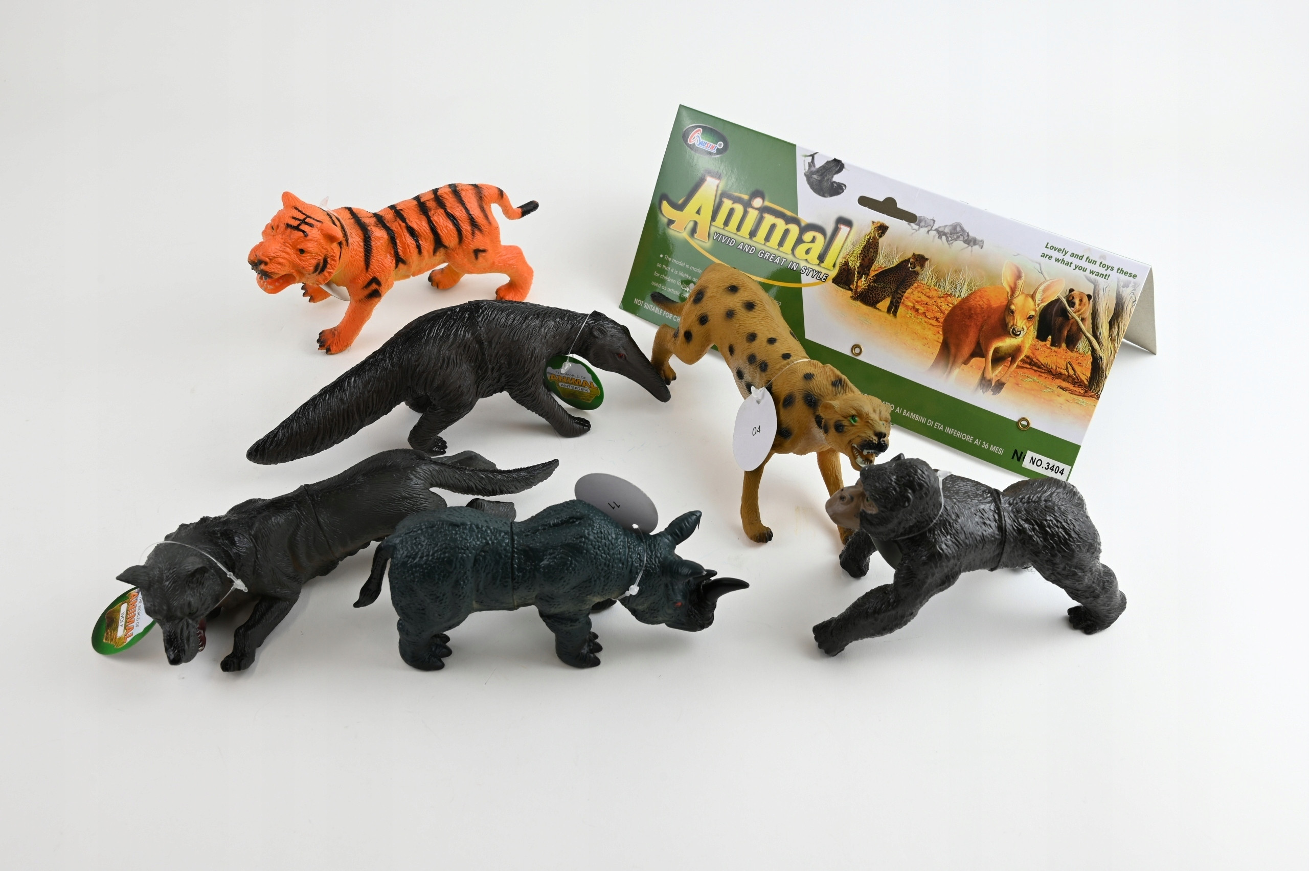 Figurka Maksik Dzikie zwierzęta – Radość i kreatywność w zabawie