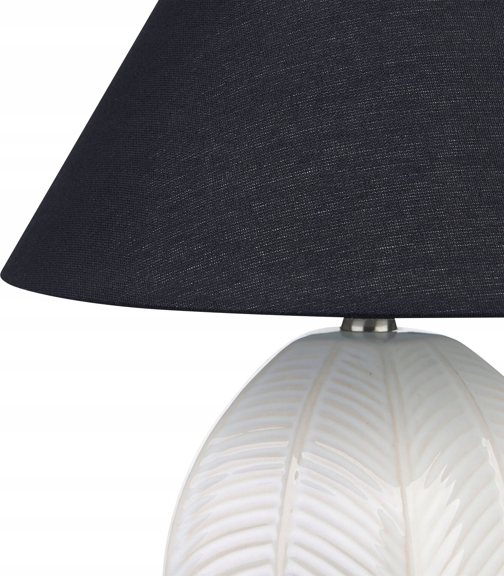 Naturalny charakter dzięki wzorowi liści