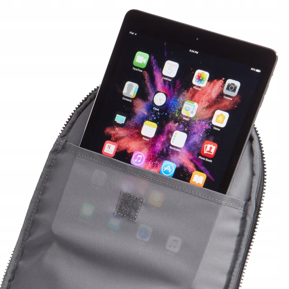 Dedykowane kieszenie na akcesoria fotograficzne