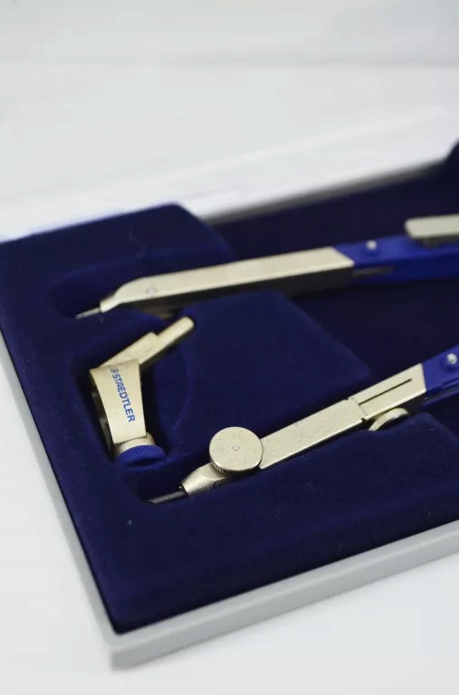 Wymienna głowica sprężynowa