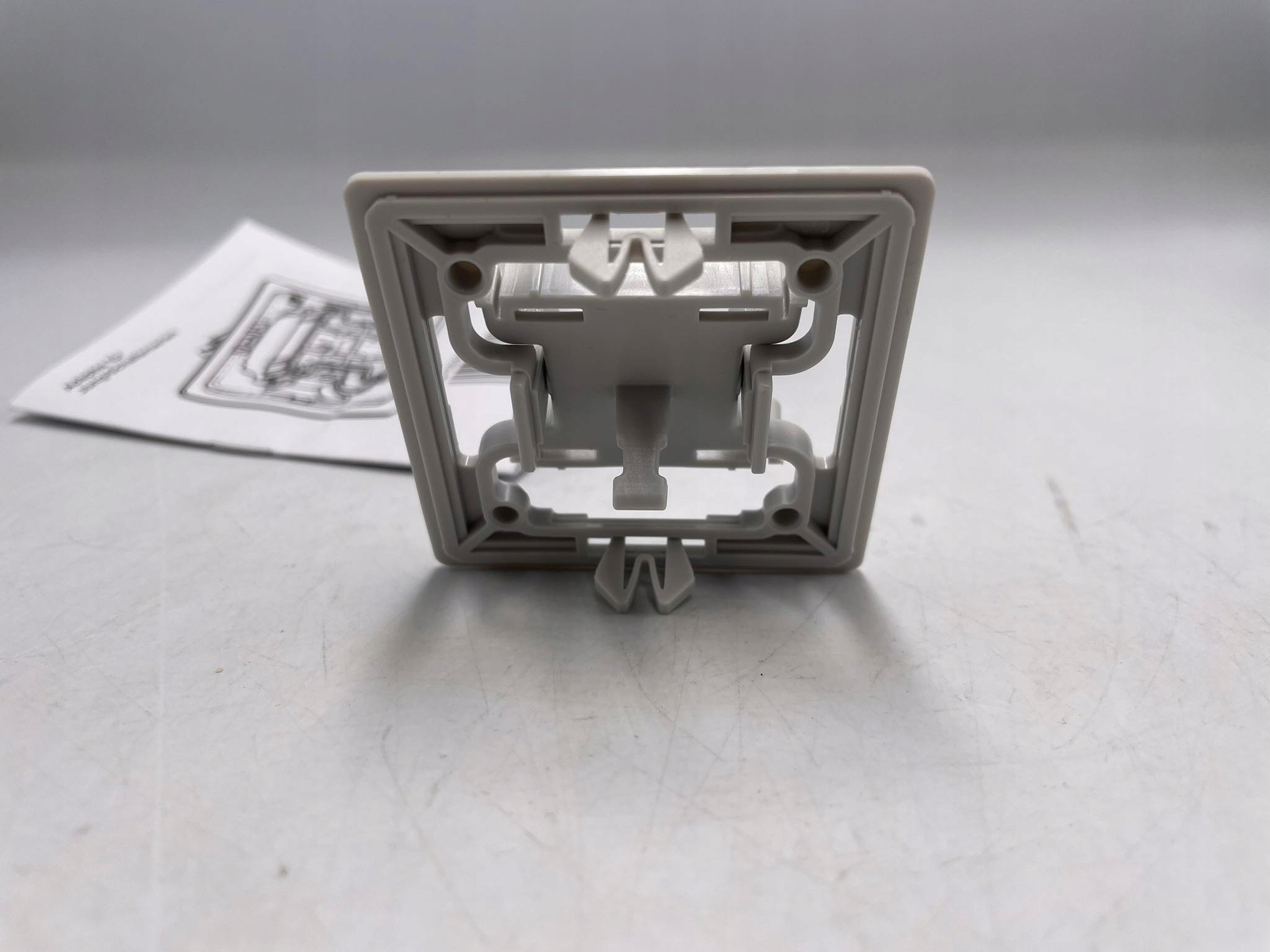 Kompatybilność z serią przełączników Jung J2