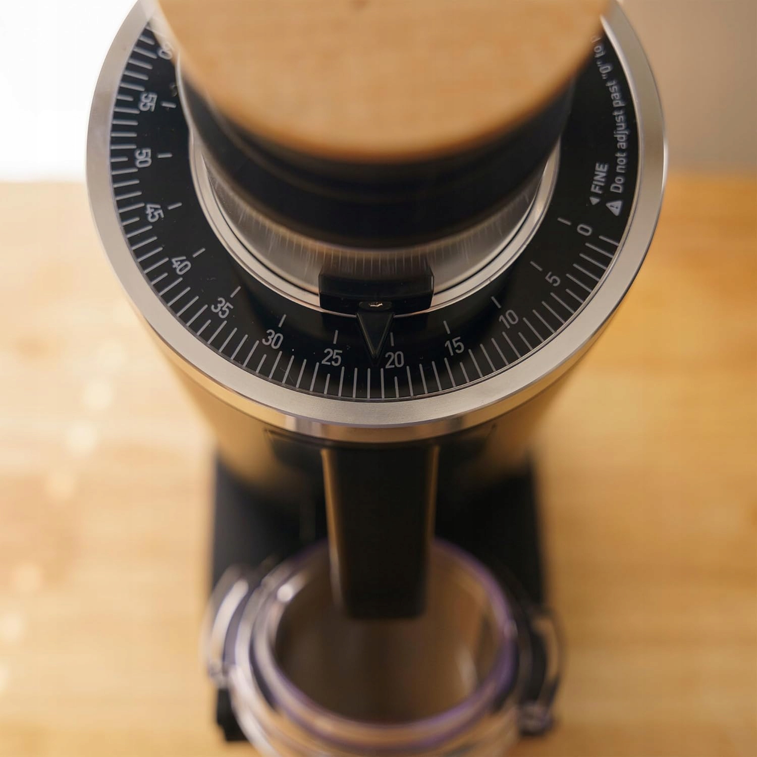 Bezstopniowa regulacja – Idealne dopasowanie do espresso