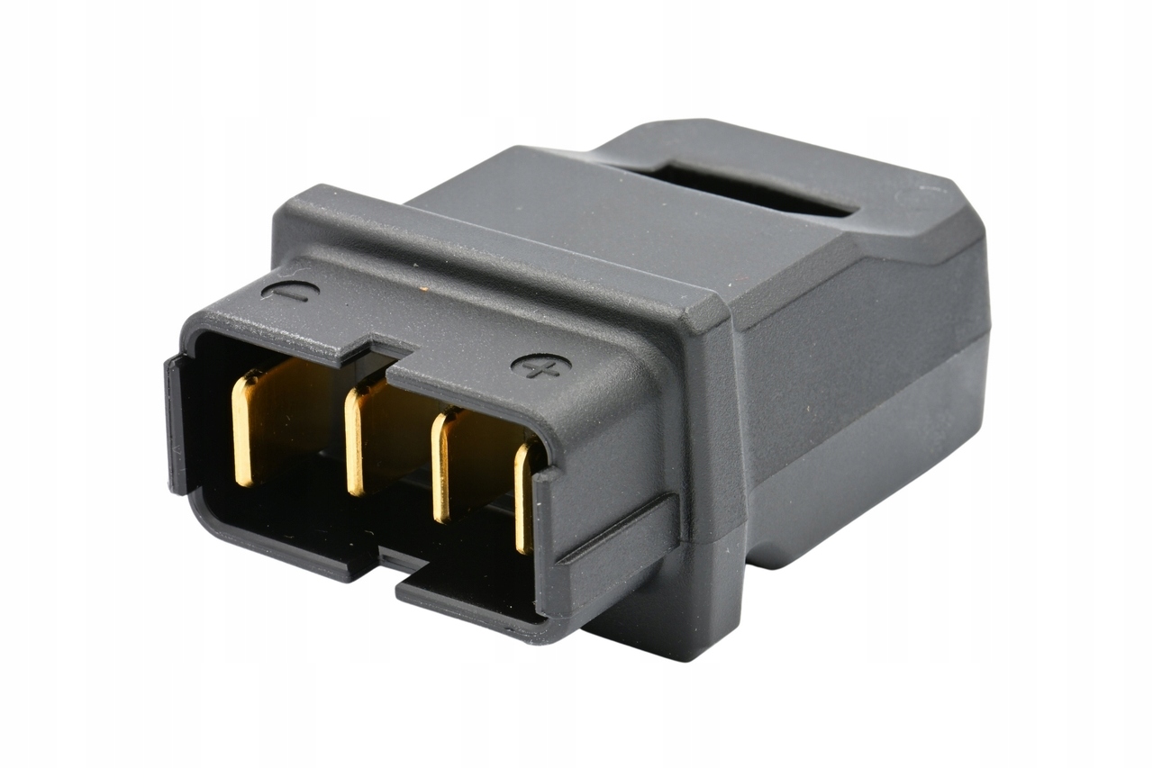 Elementy zestawu: adapter i instrukcja obsługi