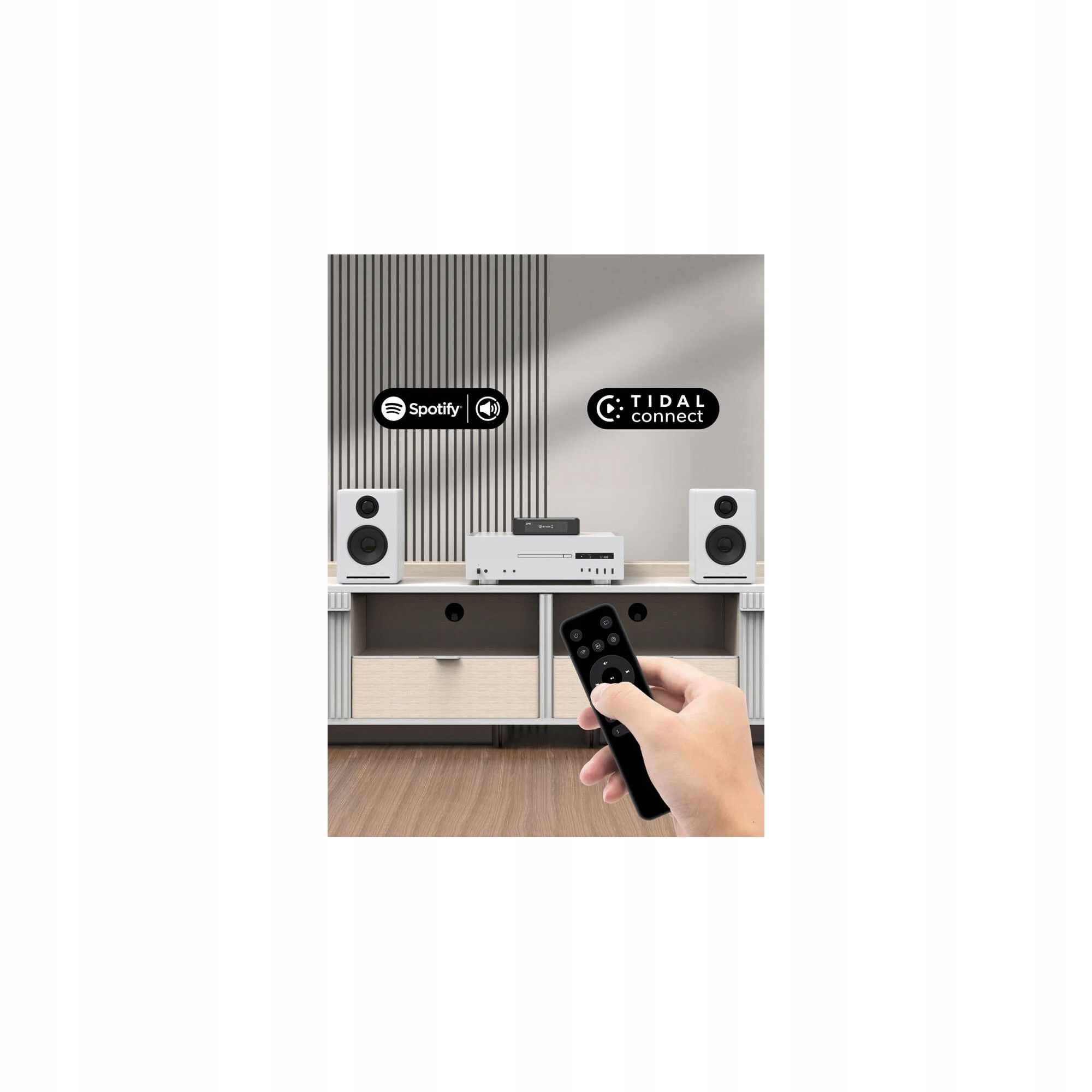 Wiele sposobów sterowania – Pilot i dotykowy panel OLED