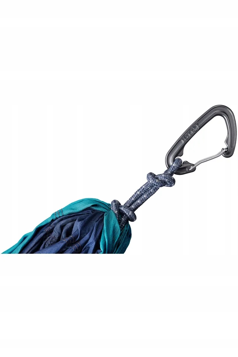 Wygodne mocowanie i kieszonka na drobiazgi