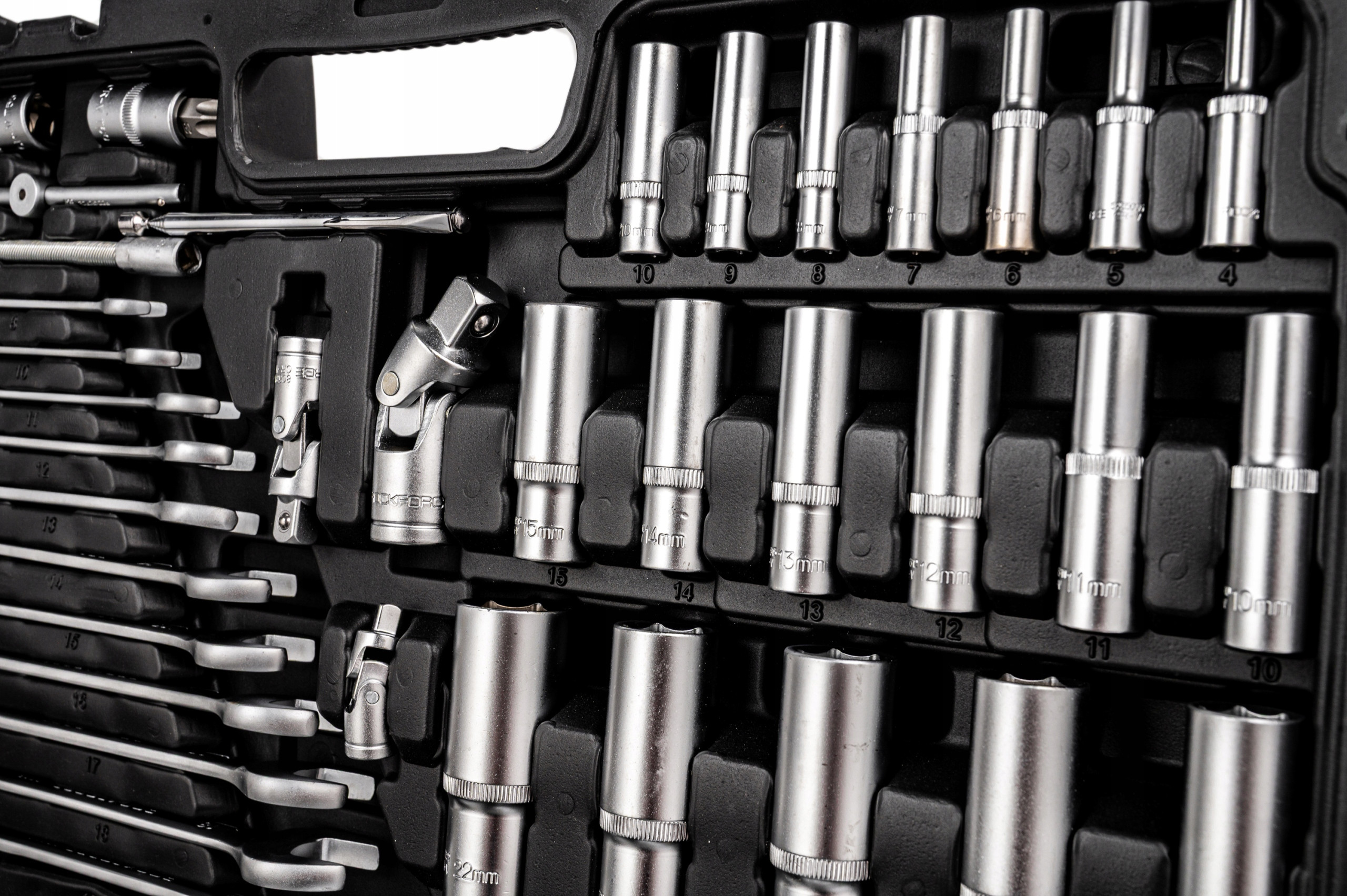 Wysokiej jakości materiały – Stal CrV dla długotrwałej wydajności