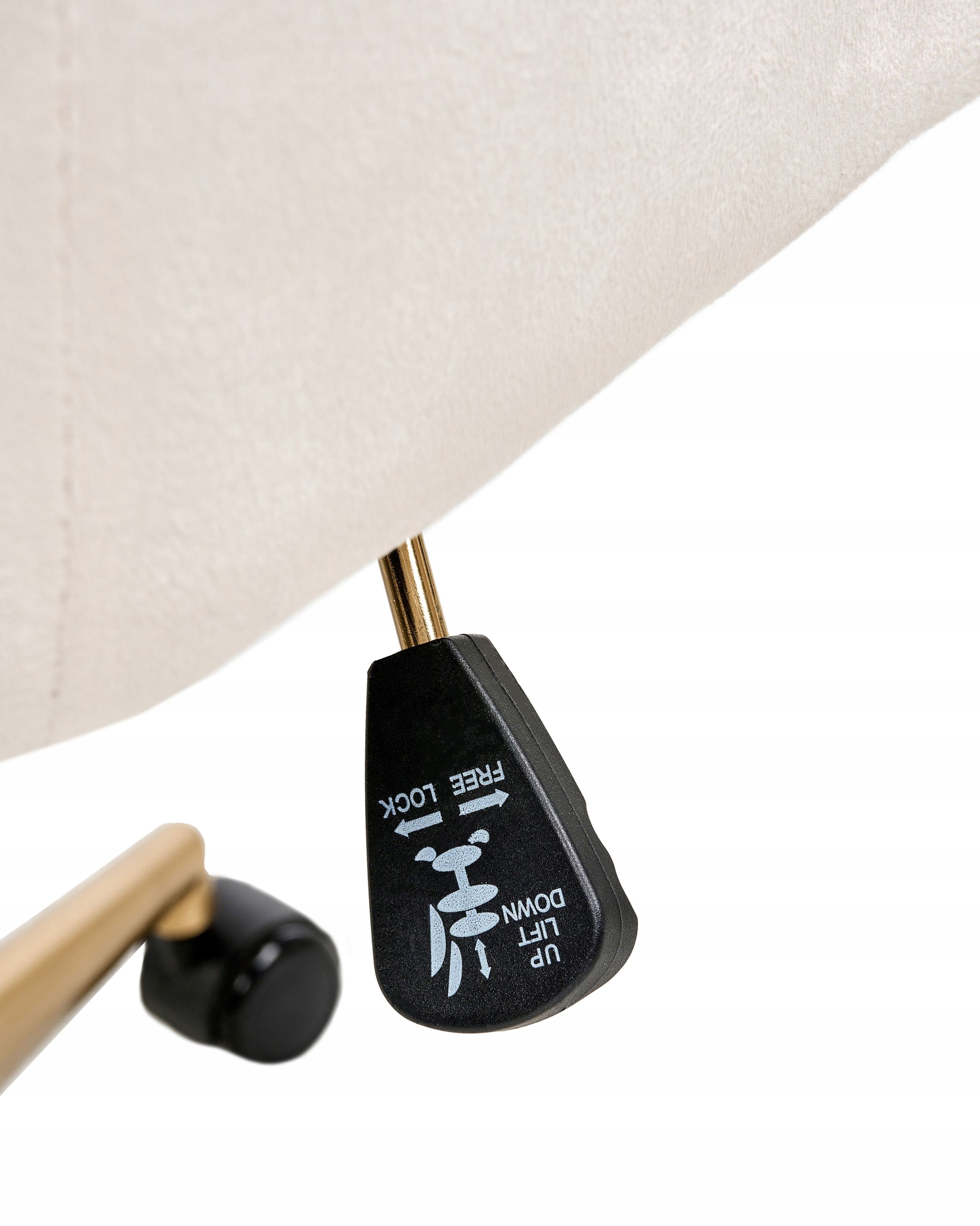 Komfortowe podłokietniki i odchylane oparcie