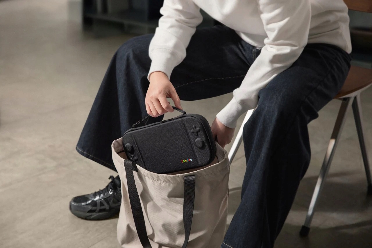 Funkcjonalność z 12 slotami na kartridże – Zawsze miej swoje gry pod ręką