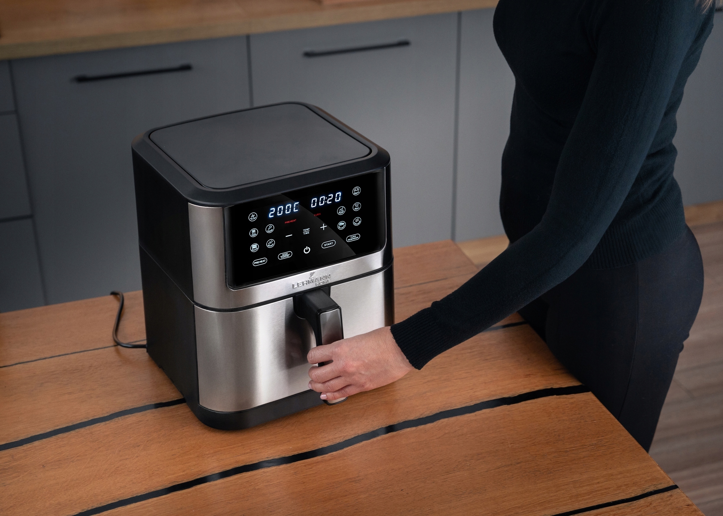 FRYTKOWNICA BEZTŁUSZCZOWA AIR FRYER FRYTOWNICA DUŻA 8L MISA 12 PROGRAMÓW XL Kod producenta LHODF-1880 Fytkownica beztłuszczowa FRESCO