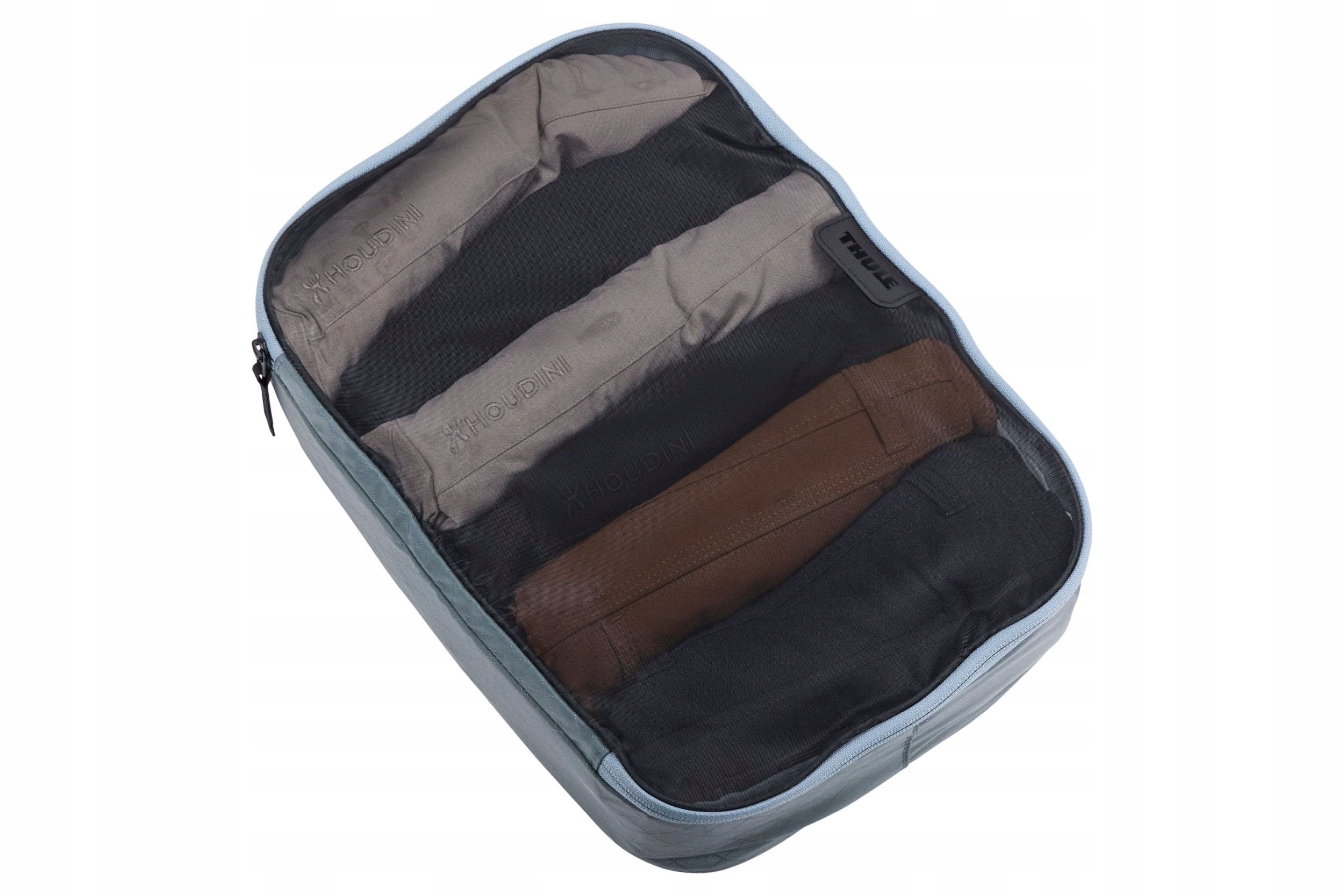 Wygodne pakowanie dzięki przezroczystym górnym częściom