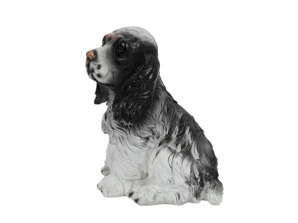 Kolor dominujący: brązowy