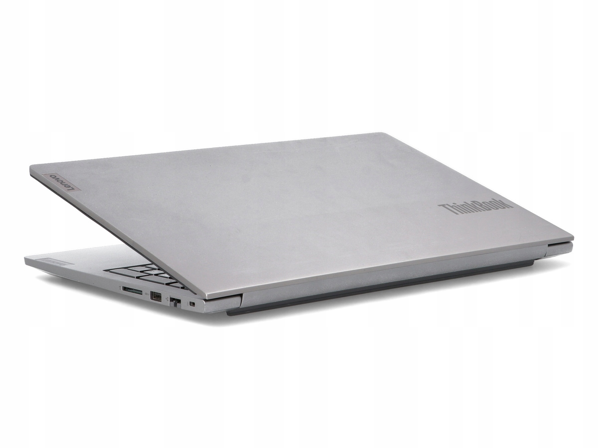 Łączność – Szeroki wachlarz portów i moduł Wi-Fi 6