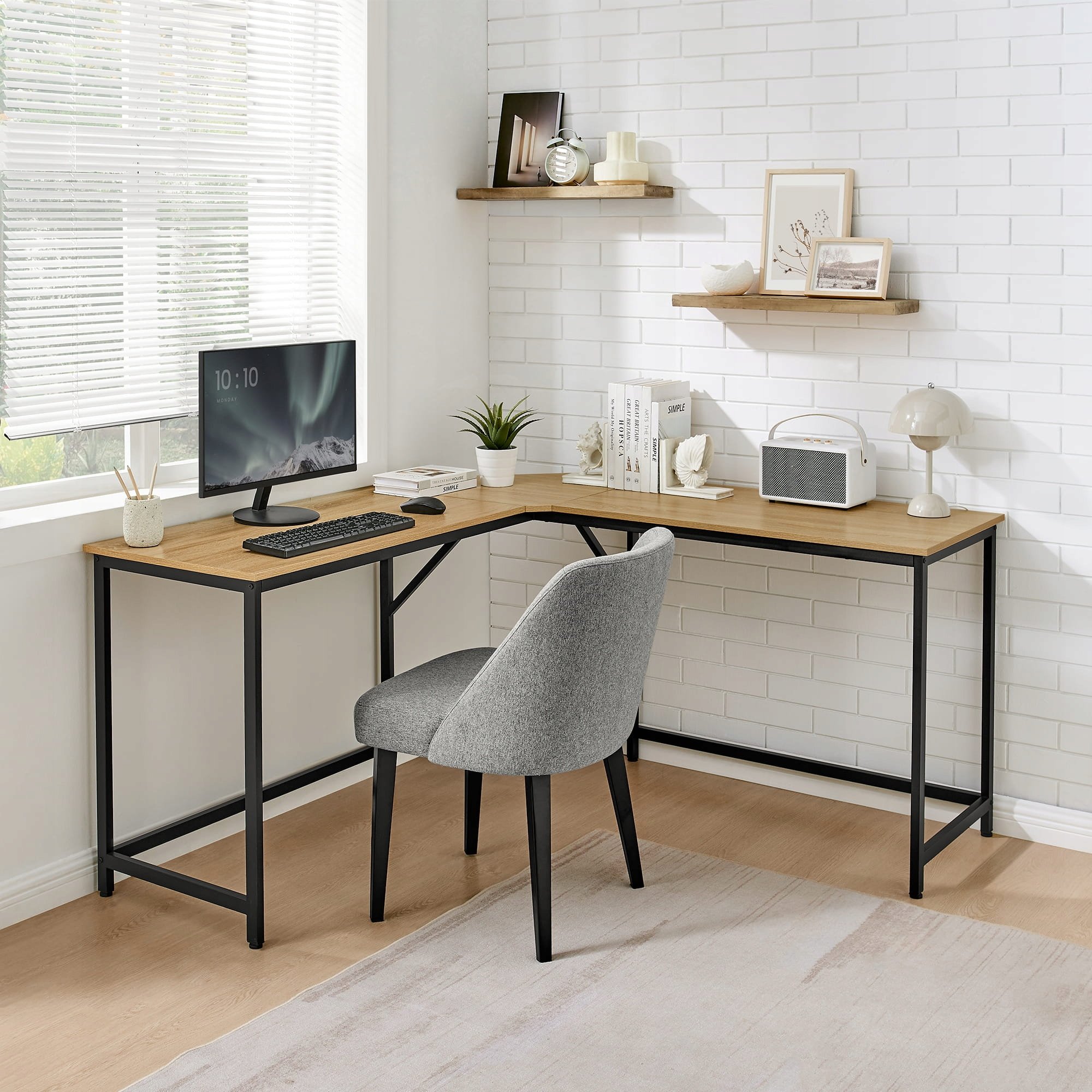 Przeznaczenie: biuro, gabinet, szkoła