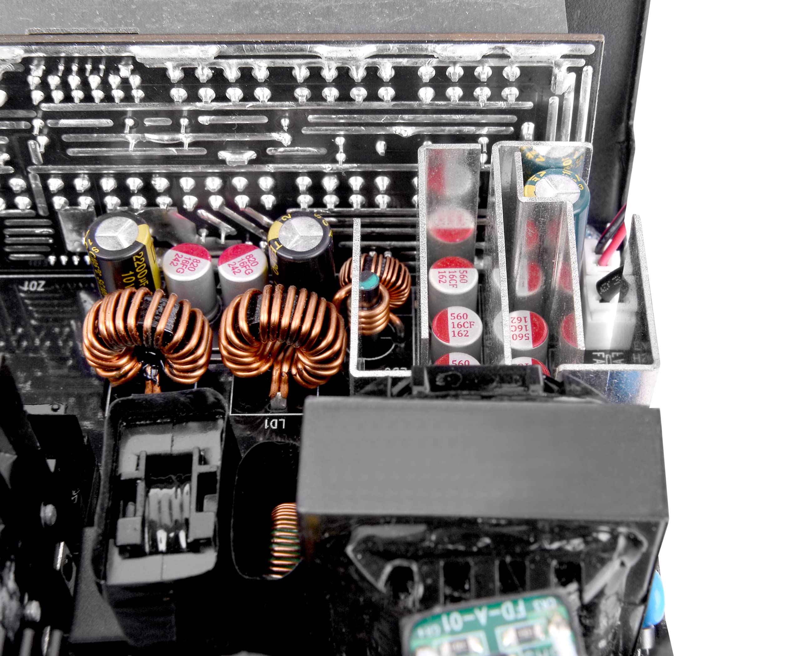 Modularne okablowanie – Łatwe zarządzanie kablami i lepsza wentylacja
