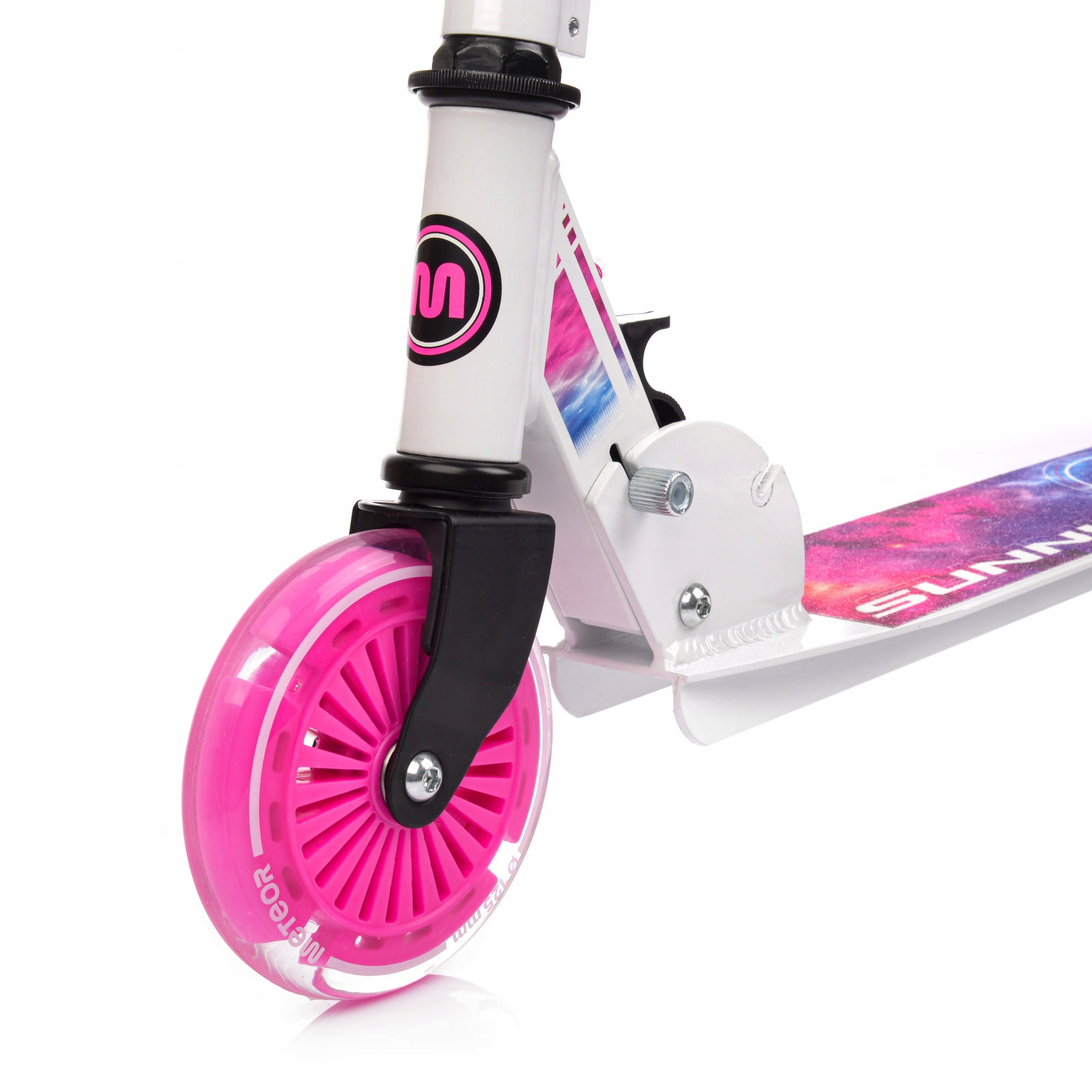 Stabilność jazdy dzięki dużym kołom o średnicy 125 mm