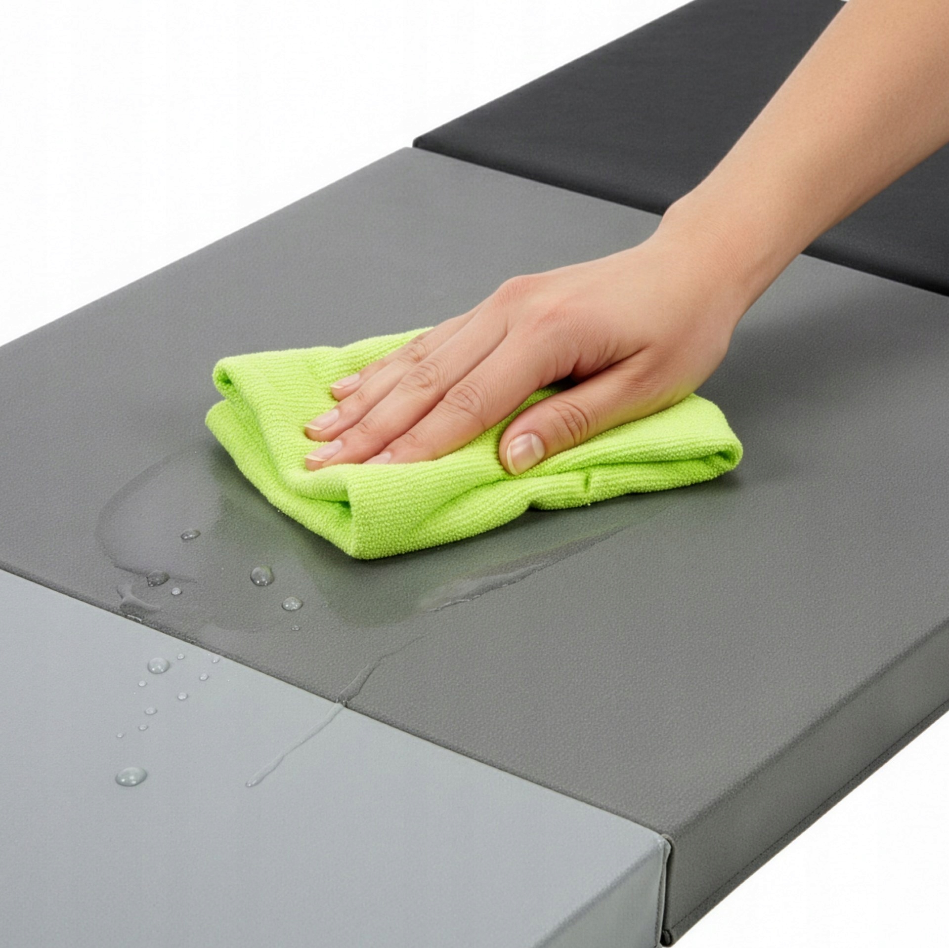 Wysokiej jakości materiały – PVC i pianka EPE dla maksymalnego komfortu