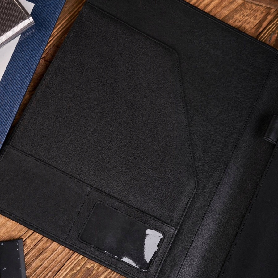 Praktyczny organizer z kieszeniami na dokumenty A4