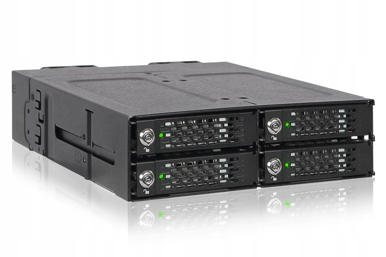 Icy Dock ToughArmor MB720MK-B V3 – Wytrzymała obudowa dla czterech dysków M.2 NVMe SSD