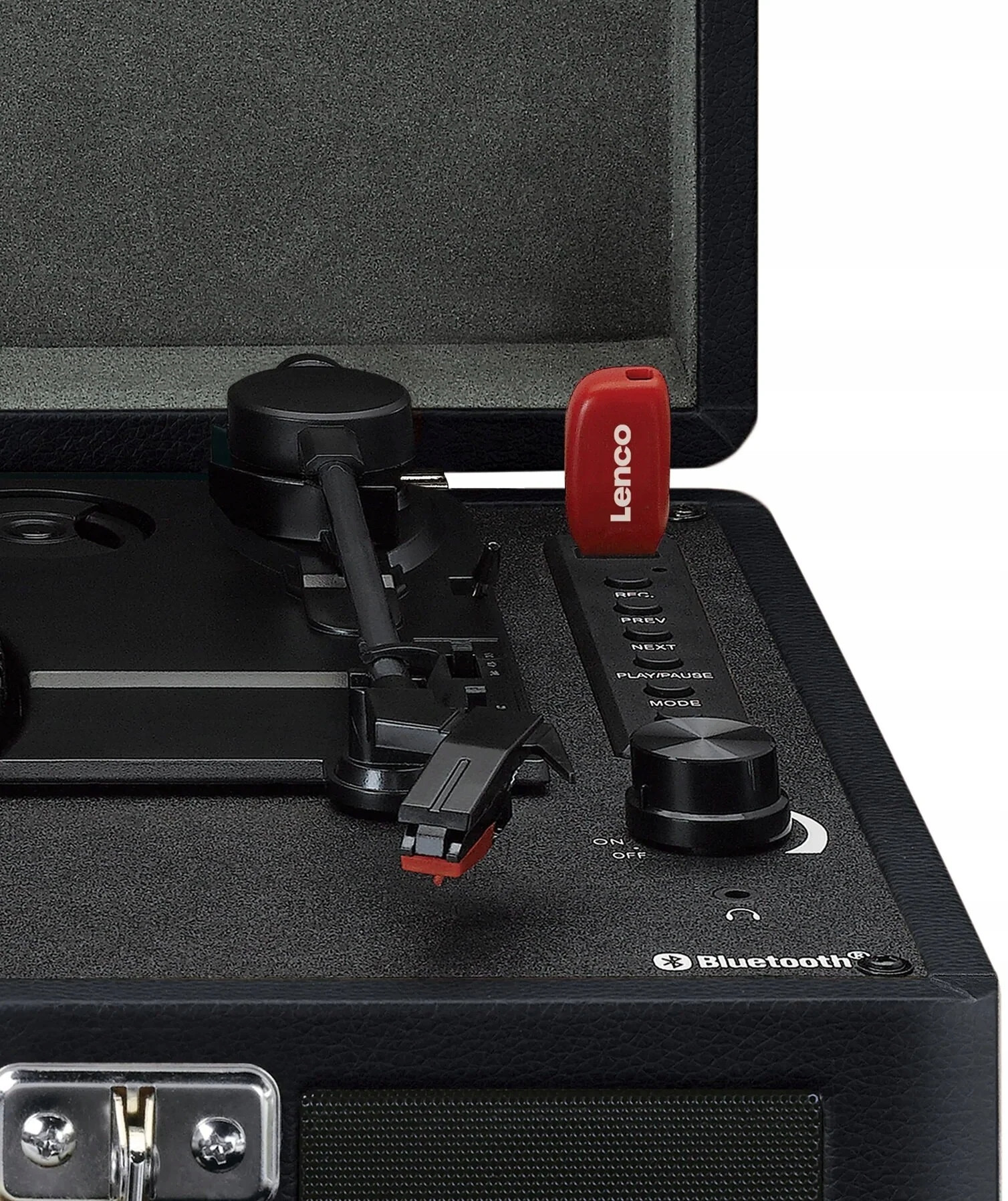 Wbudowany przedwzmacniacz i manualne sterowanie