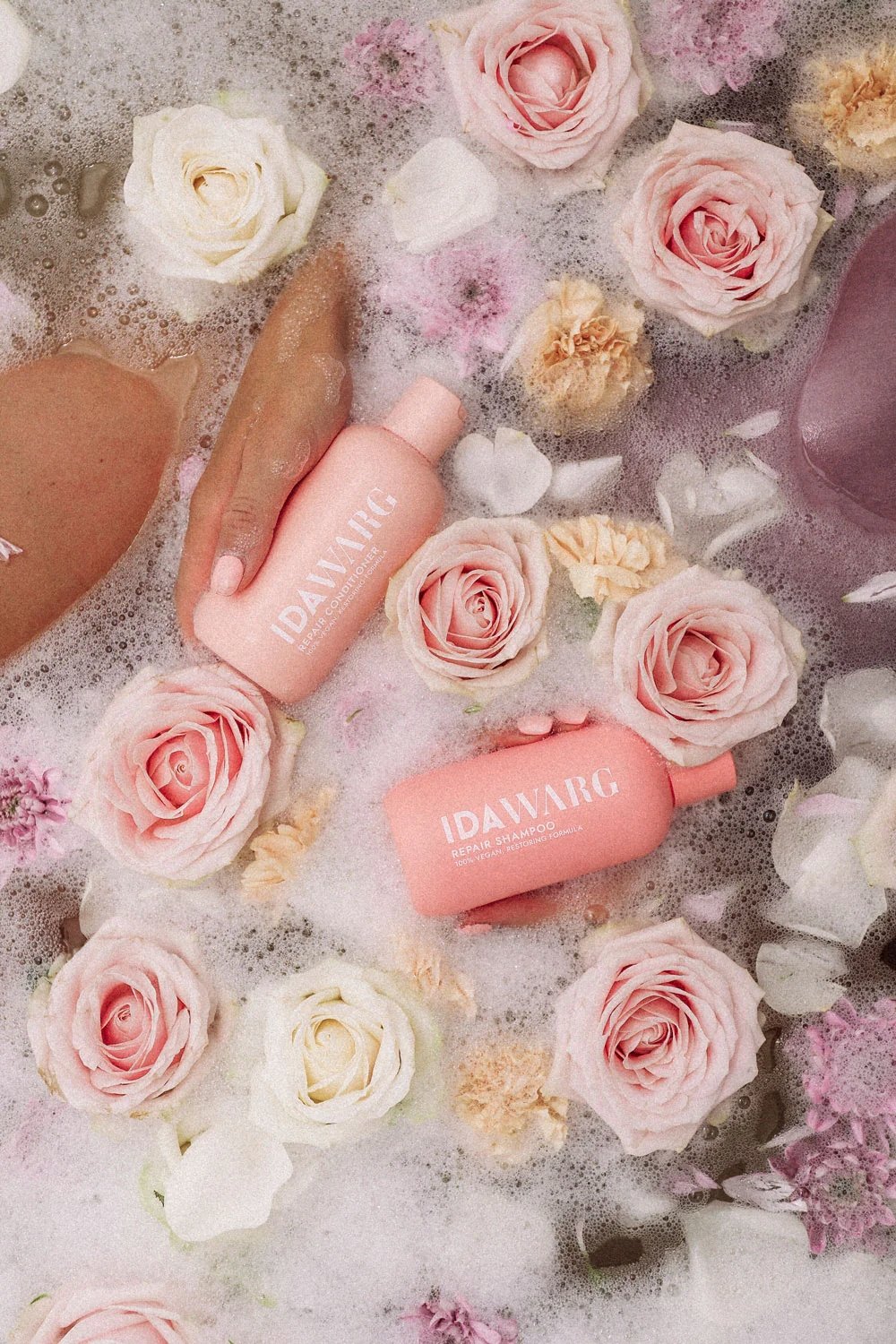 Efektywne oczyszczanie i odbudowa włosów