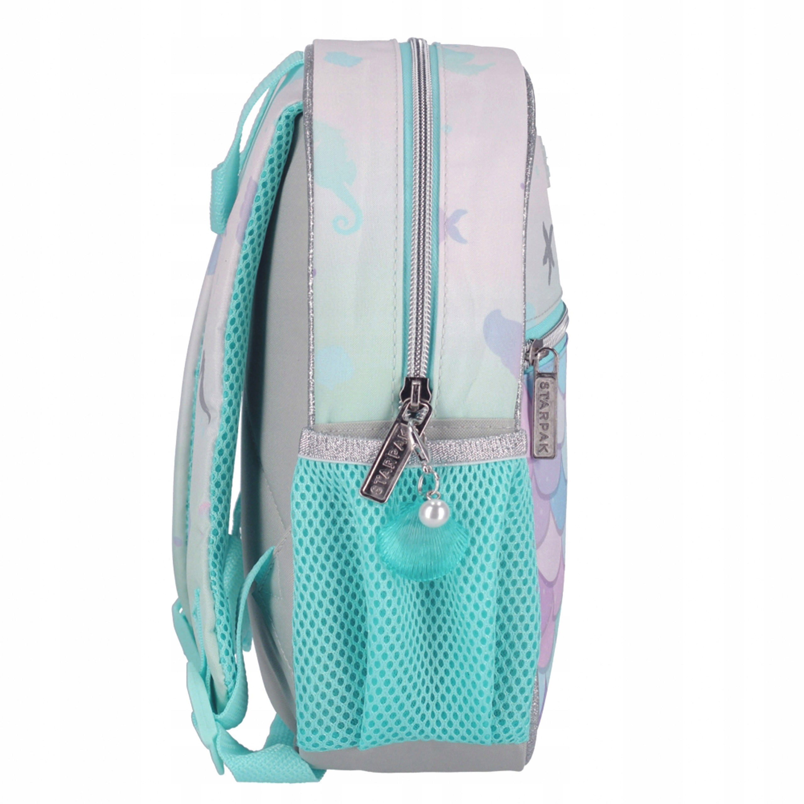 Funkcjonalność i wygoda – Pojemna komora i regulowane szelki