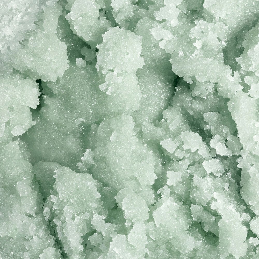 Złuszczanie i detoksykacja – Połączenie soli morskich i olejków eterycznych