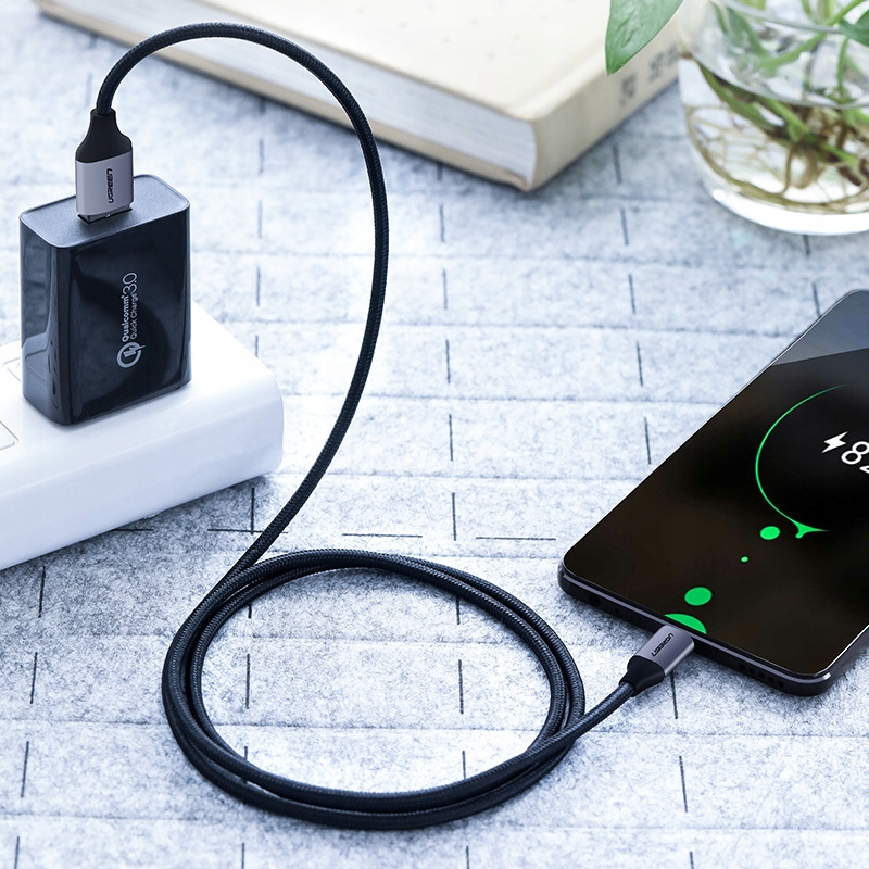 Szybkie ładowanie i transfer danych z technologią Quick Charge 3.0