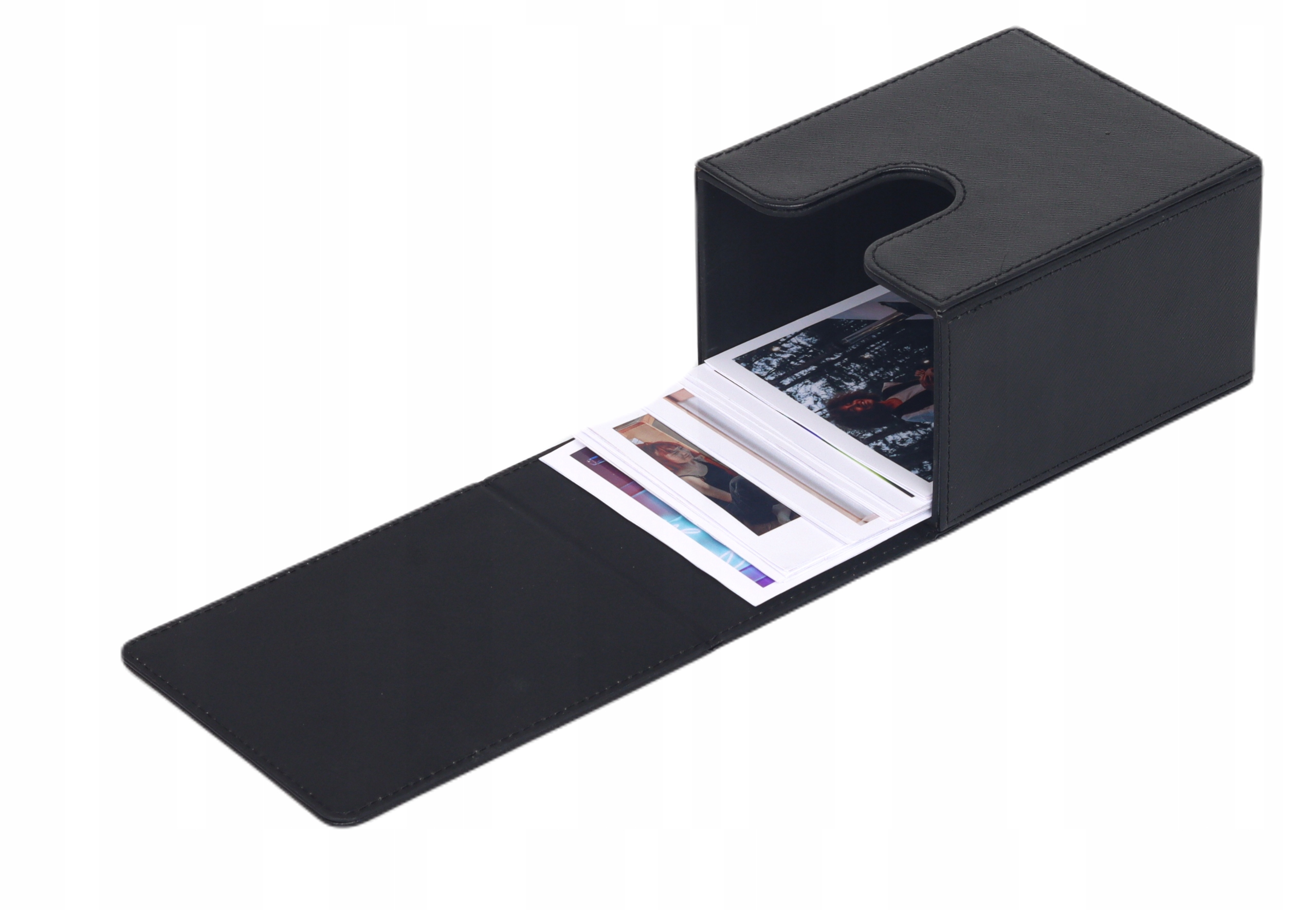 Kieszonkowy rozmiar i magnetyczne zamykanie