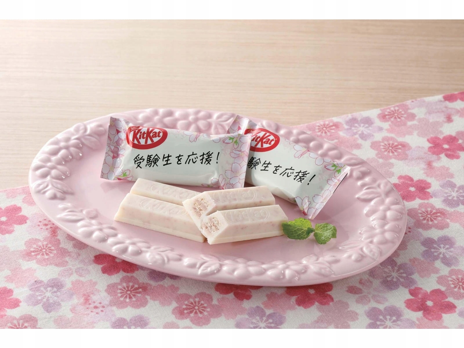 Limitowana edycja – Kwiatowy smak sakury w każdej kostce