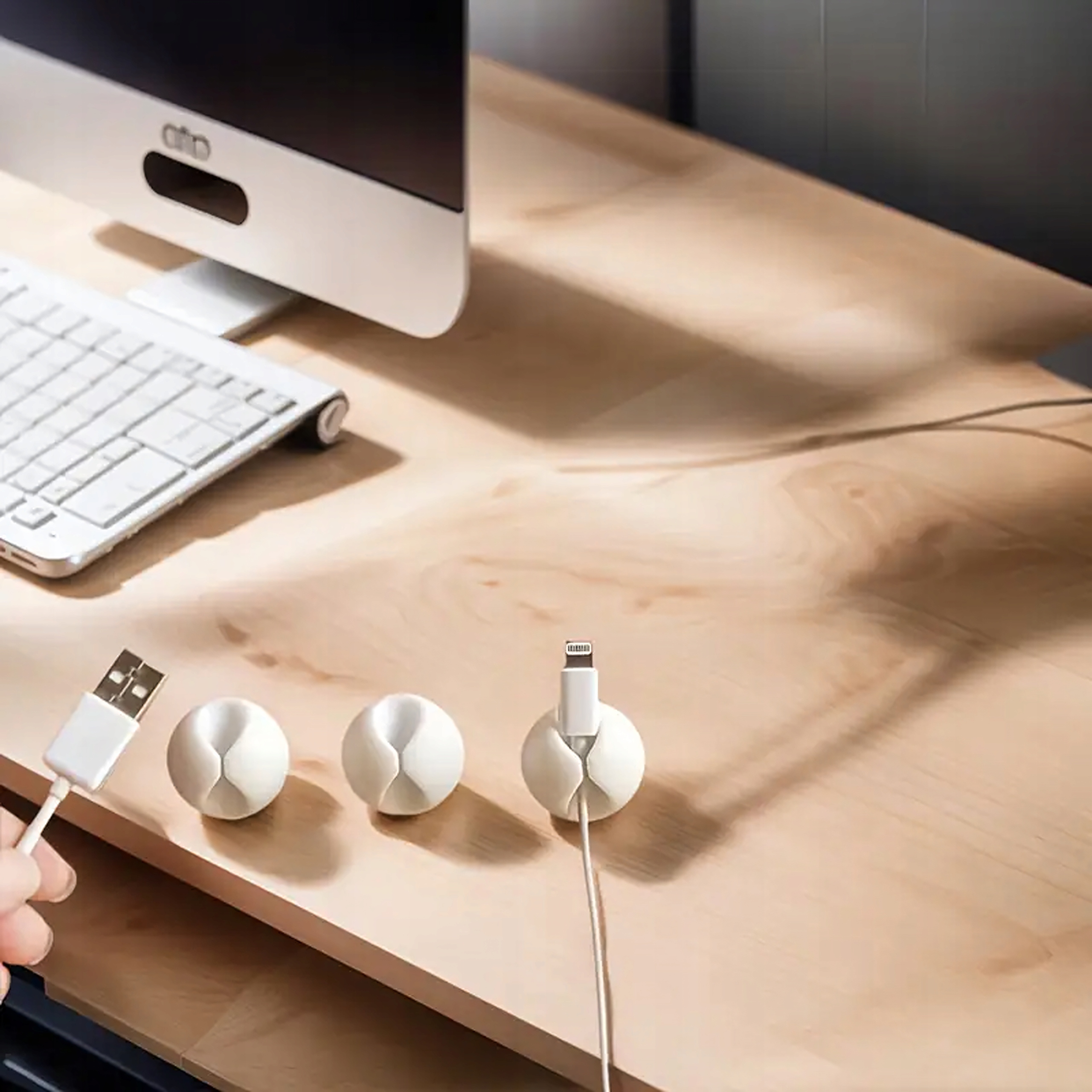 Zalety klipsów do kabli – Mocna taśma i elastyczne tworzywo