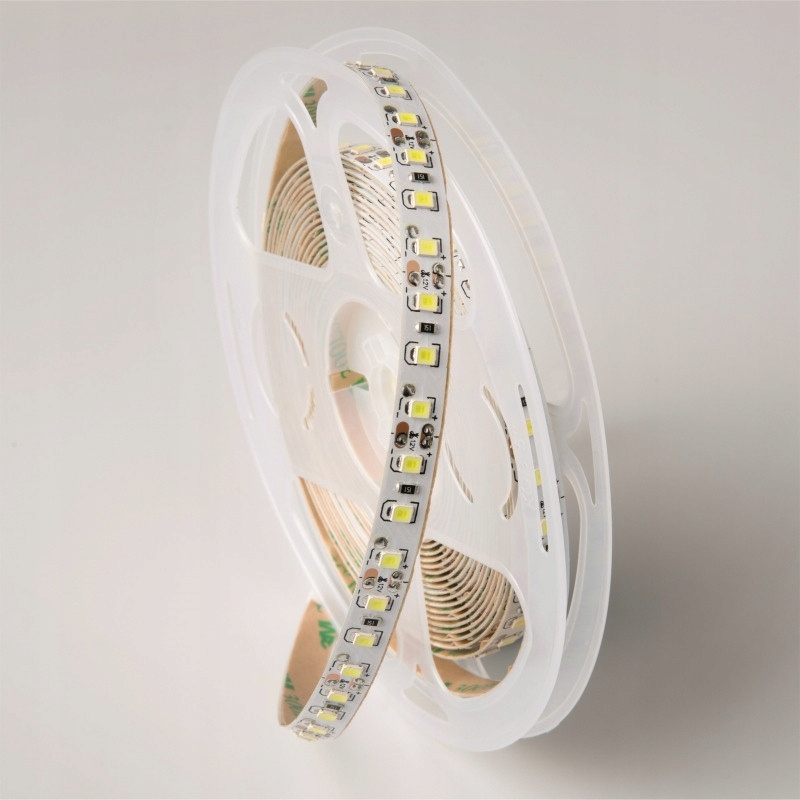 Zasilacz 12V DC – Bezpieczne zasilanie dla taśmy LED