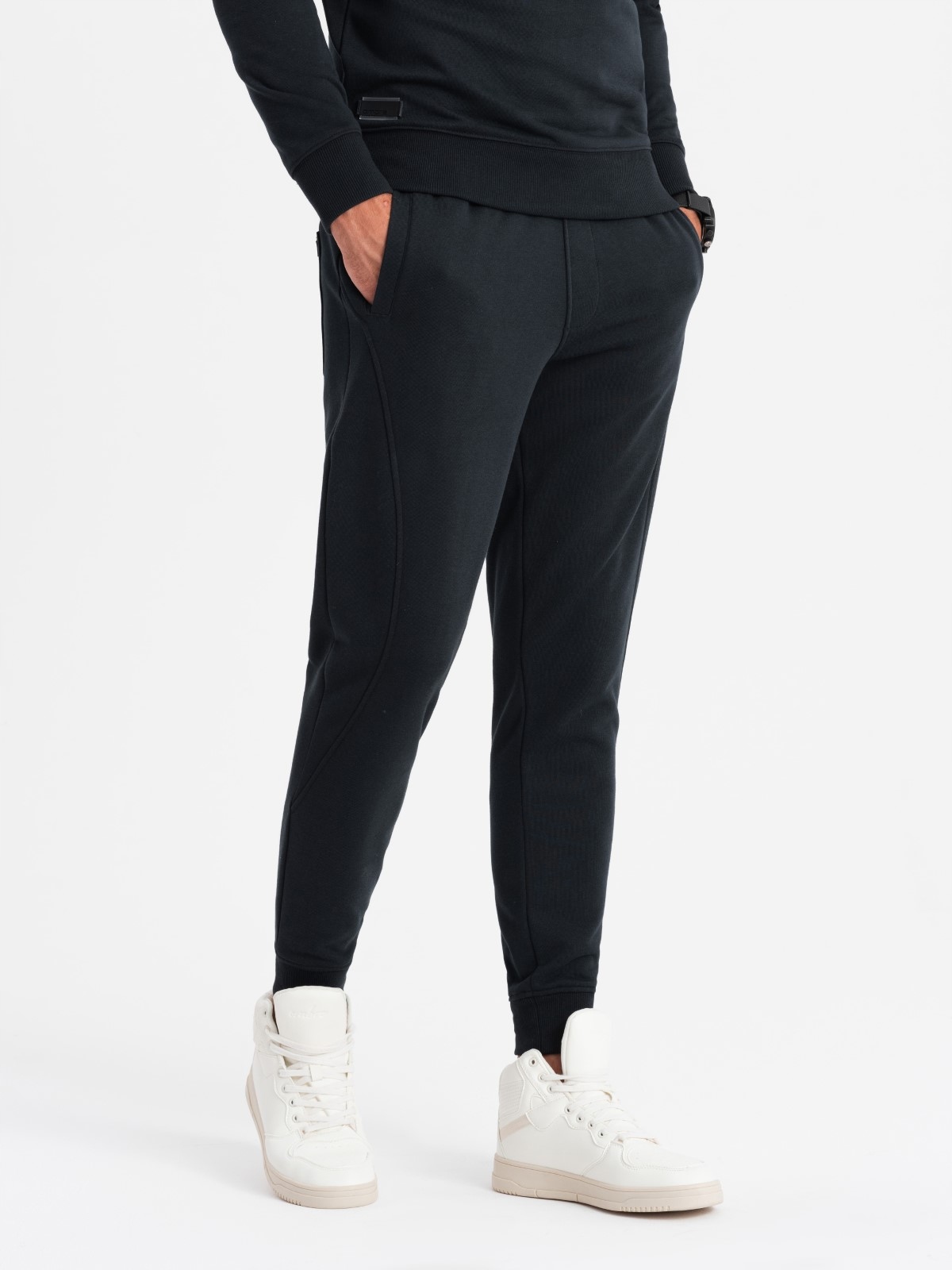 Bawełniany męski dresowy komplet BASIC bluza + joggery czarny V9 Z84 XL – Komfort i styl na co dzień