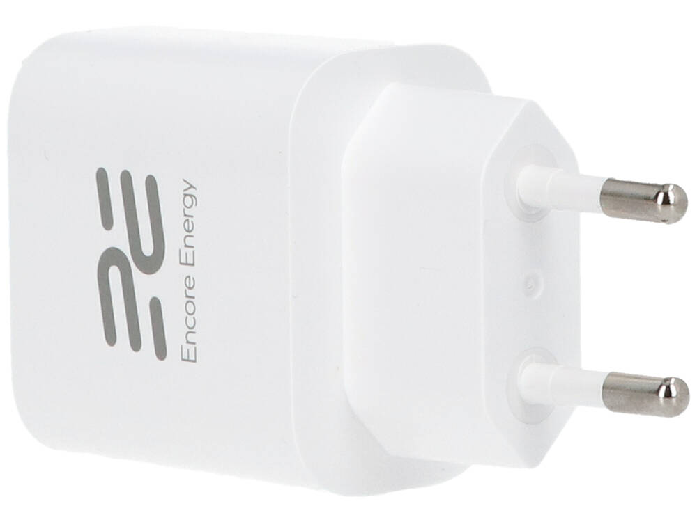 Wysoka moc wyjściowa: 20W dla USB-C i 18W dla USB-A