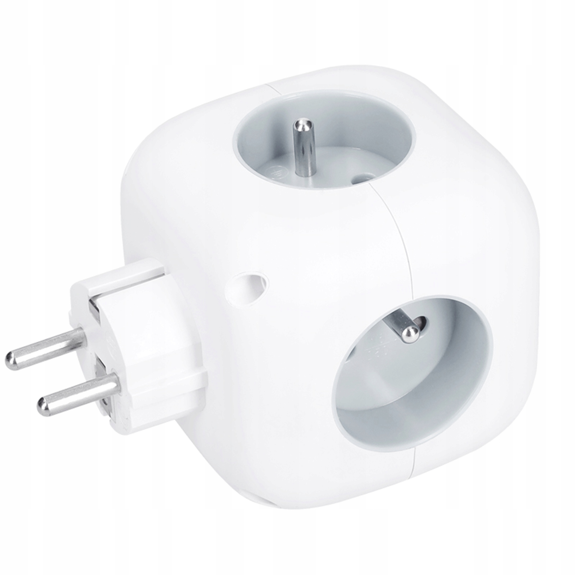 Trzy gniazda 230V/16A – Wysoka moc i bezpieczeństwo użytkowania