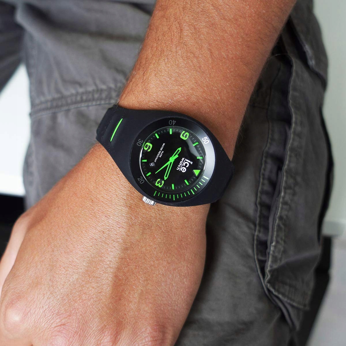 Zegarek Męski Ice IW017599 Ø 40 mm – Stylowy dodatek dla nowoczesnego mężczyzny
