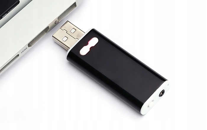 Łatwy transfer danych – port USB do zgrywania i ładowania