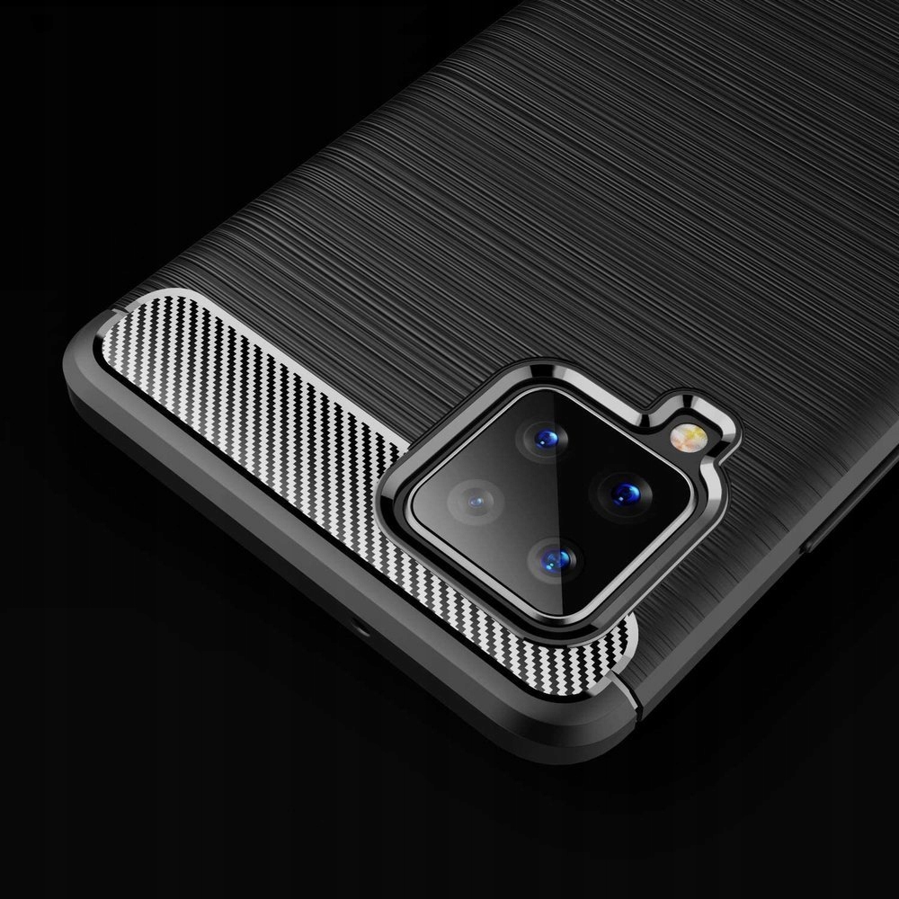 Wytrzymałość i elegancja – etui z wykończeniem imitującym szczotkowany metal
