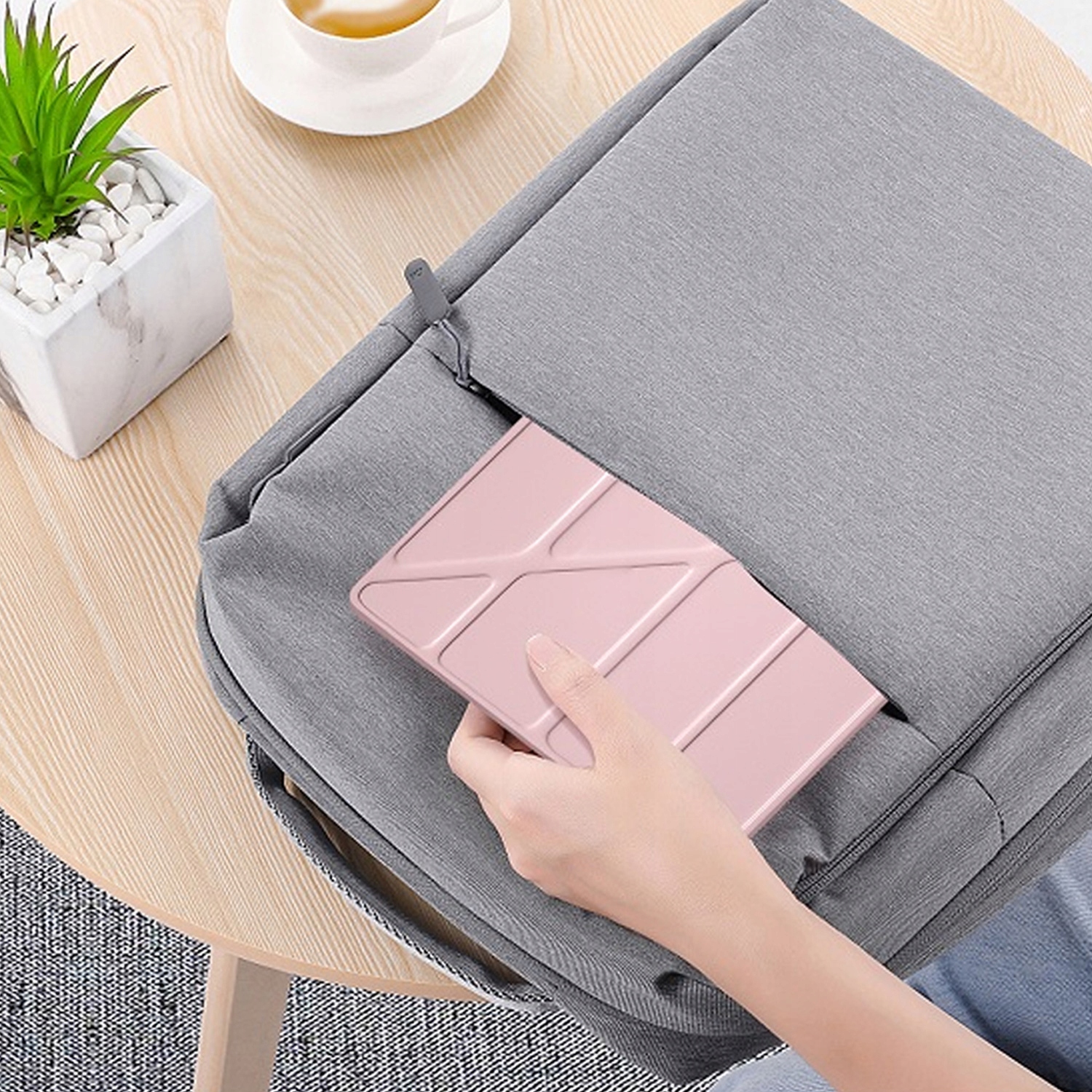 Ochrona przed zarysowaniami – Bezpieczne wnętrze z mikrofibry