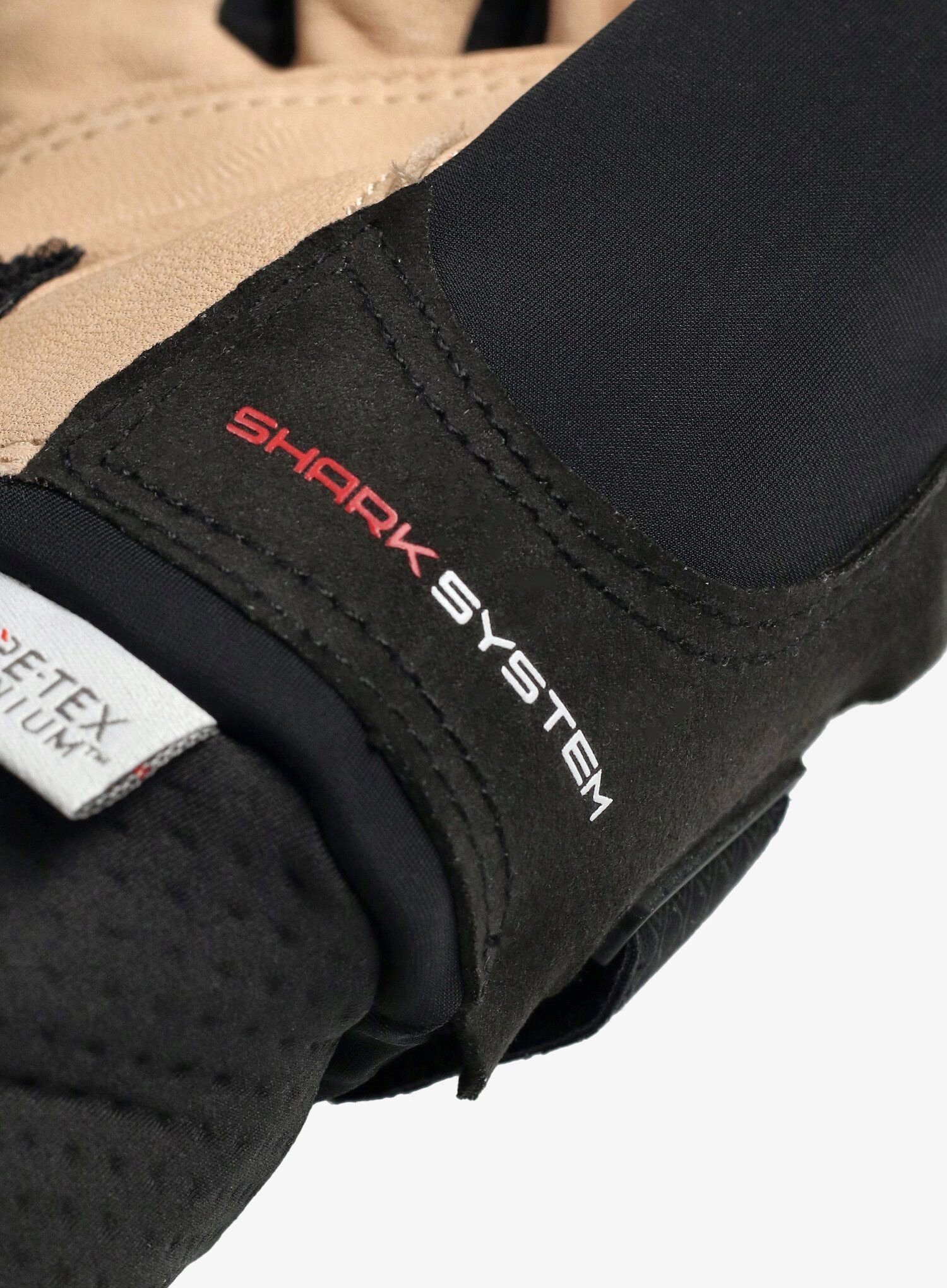 Wiatroszczelna membrana GORE-TEX® INFINIUM™ – Oddychalność i ochrona przed wilgocią