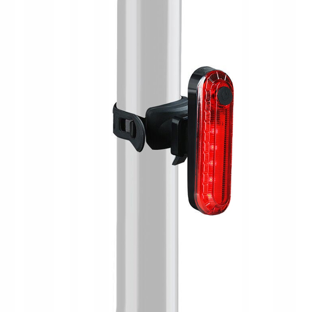 Wysoka moc świecenia – 300 lumenów dla lampki przedniej