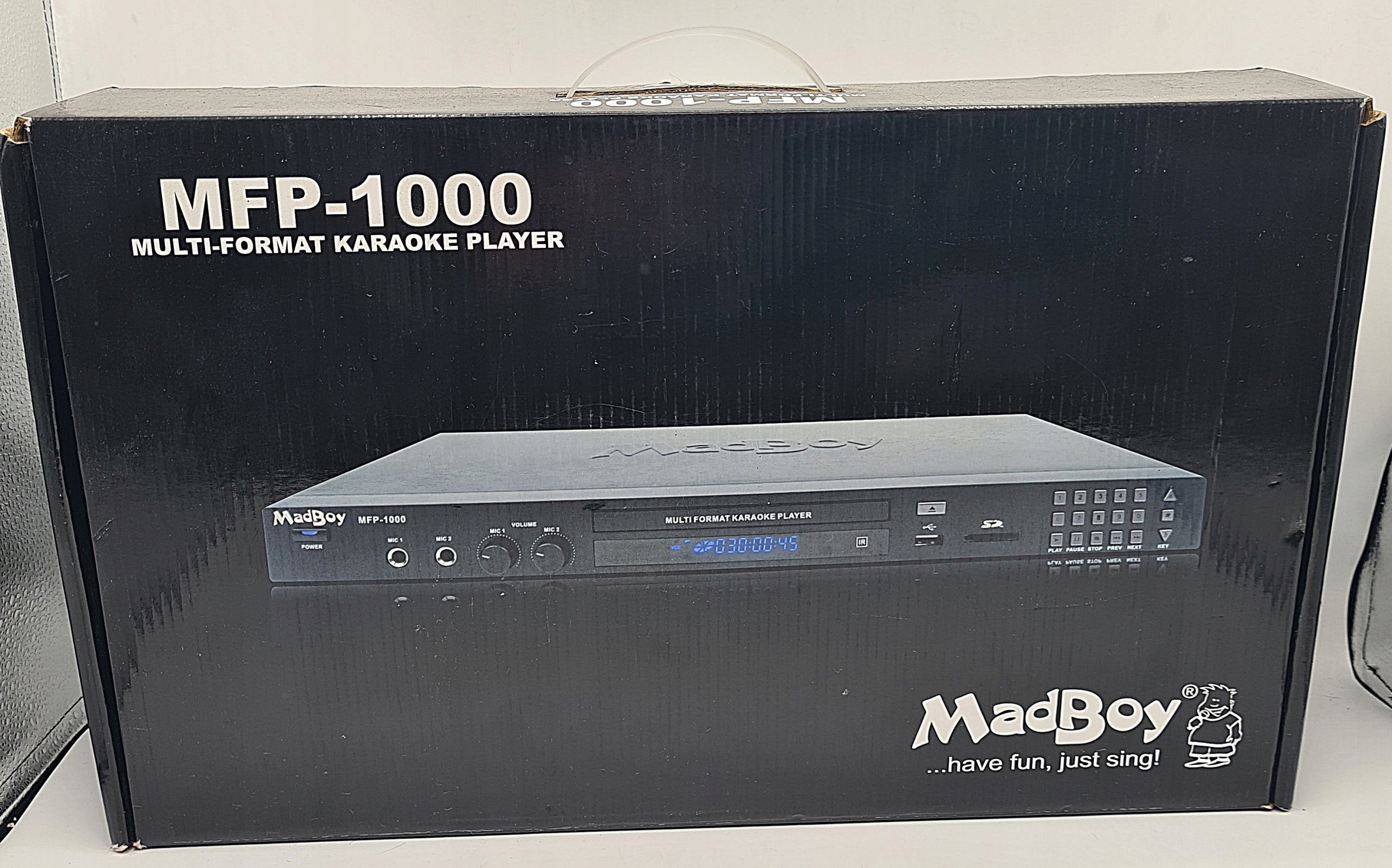 MadBoy MFP-1000 – Odtwarzacz karaoke z mikrofonami