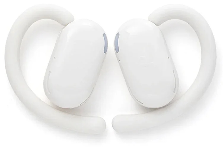 Krystalicznie czyste rozmowy dzięki czterem mikrofonom