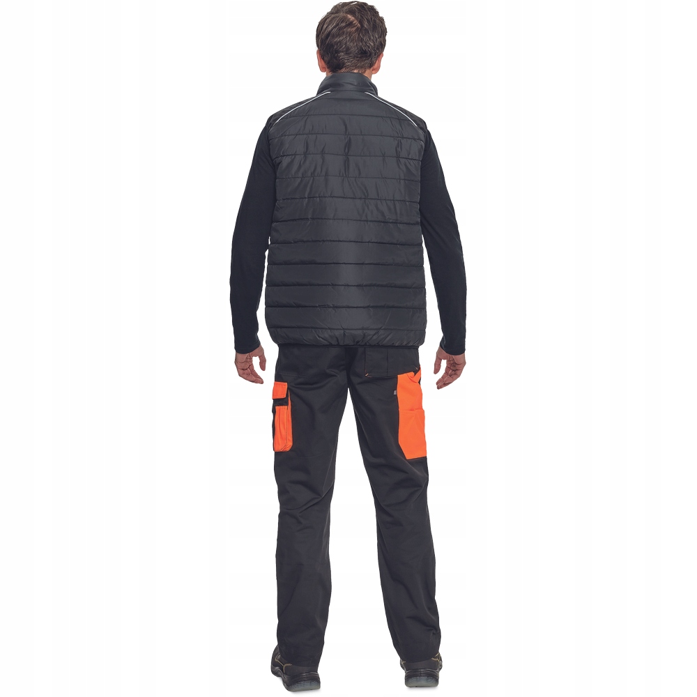 Lekka konstrukcja i regulowany pas dla komfortu