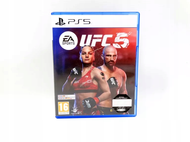 Zestaw kosmetyczny na 30-lecie UFC