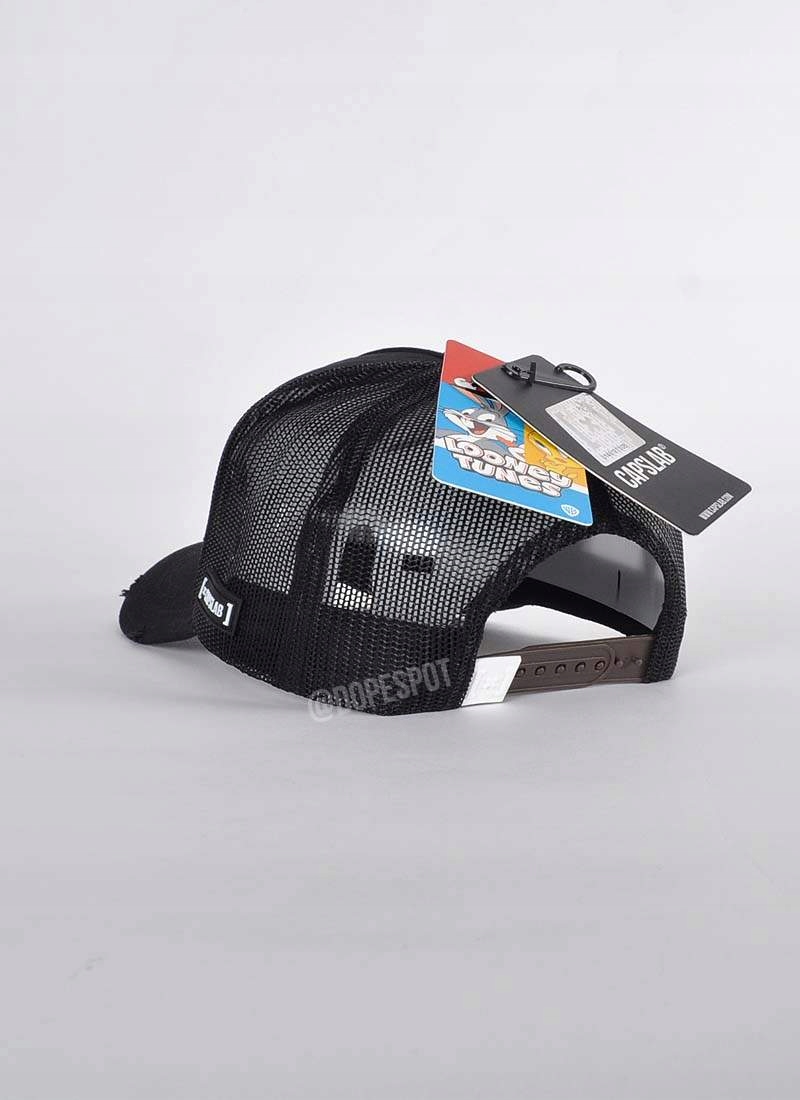 Regulowane zapięcie typu snapback dla idealnego dopasowania